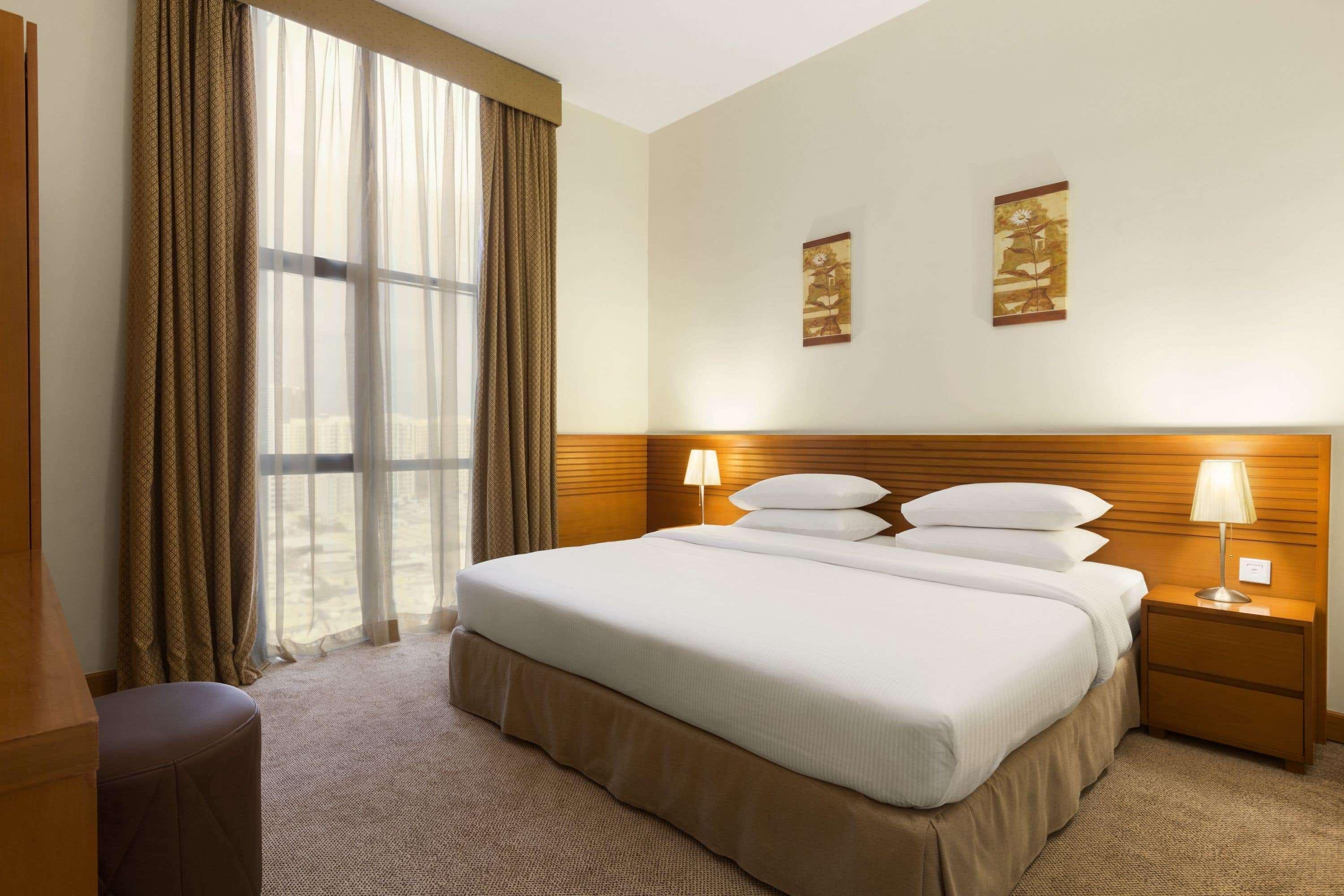 Ramada Hotel & Suites By Wyndham Adżman Zewnętrze zdjęcie