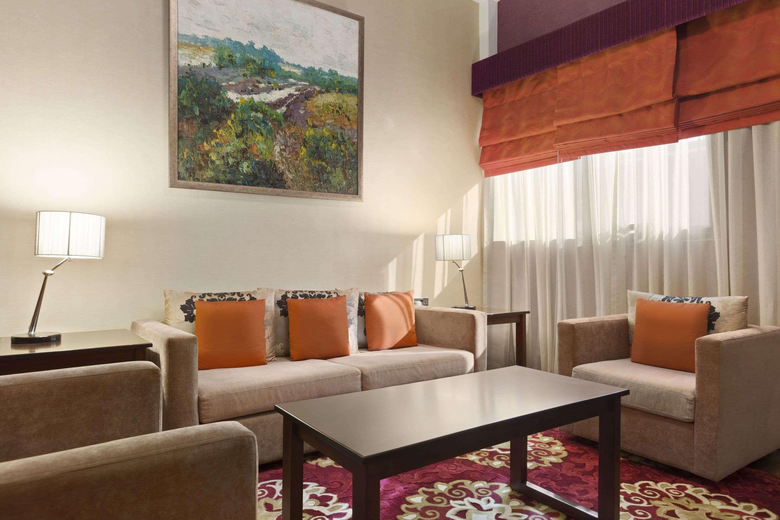 Ramada Hotel & Suites By Wyndham Adżman Zewnętrze zdjęcie