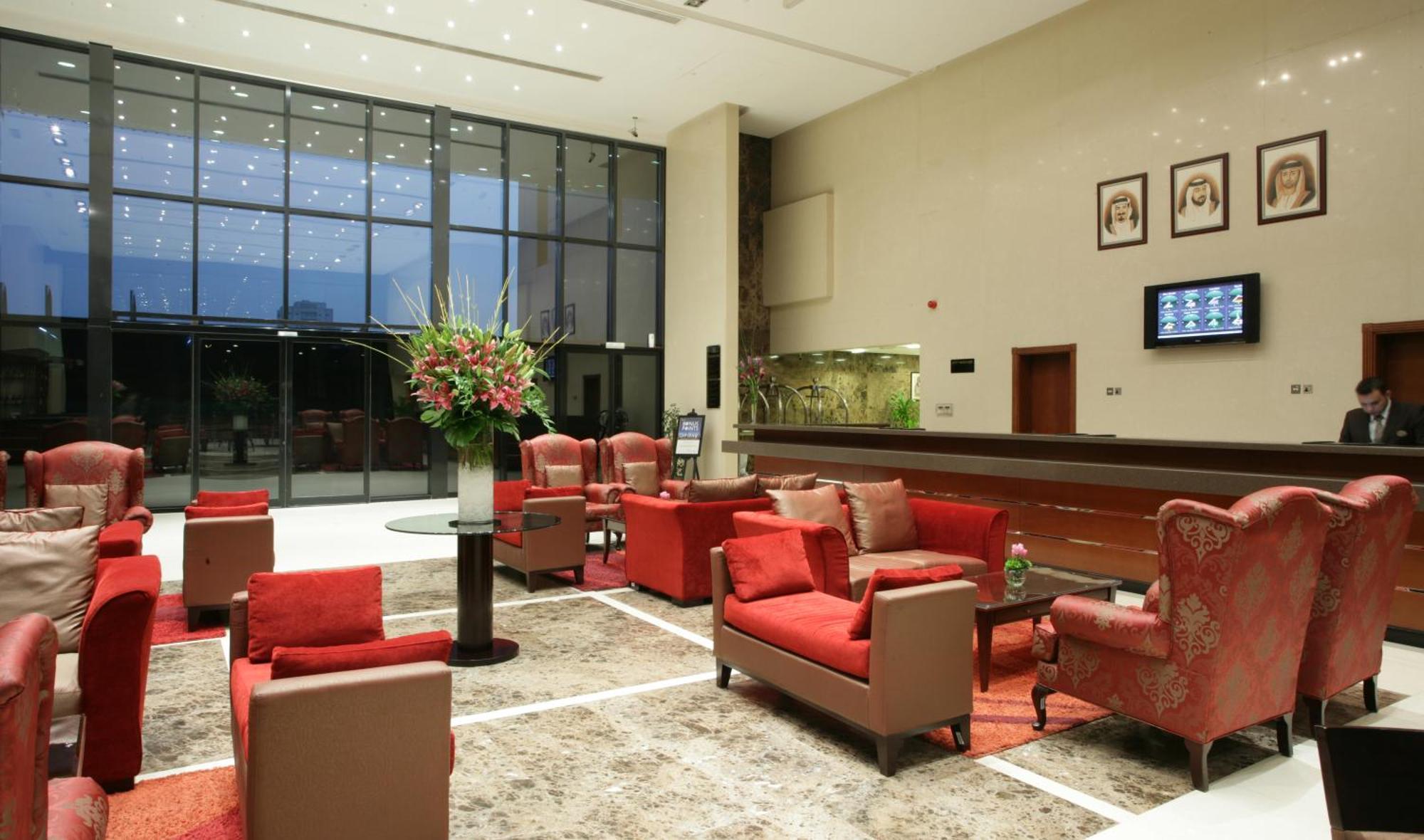 Ramada Hotel & Suites By Wyndham Adżman Zewnętrze zdjęcie