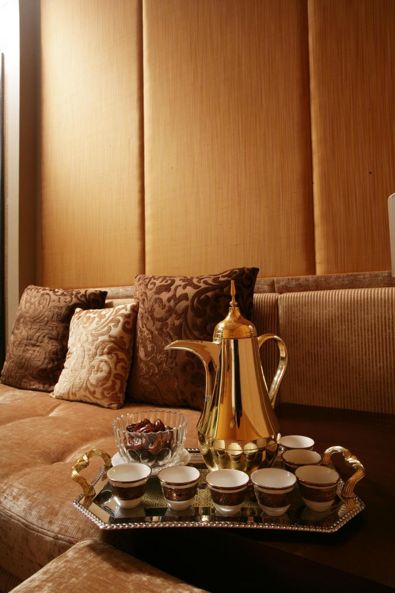 Ramada Hotel & Suites By Wyndham Adżman Zewnętrze zdjęcie