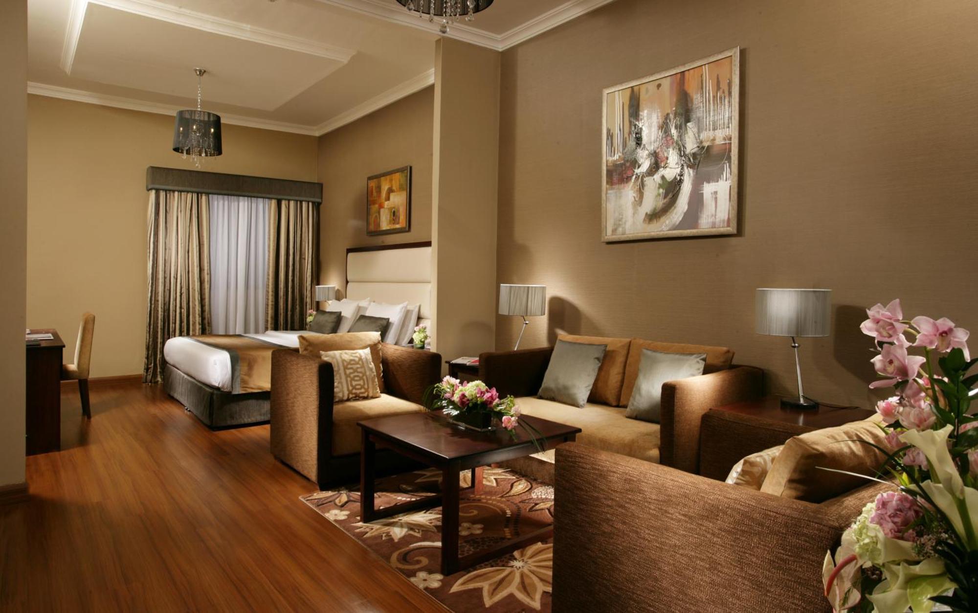 Ramada Hotel & Suites By Wyndham Adżman Zewnętrze zdjęcie