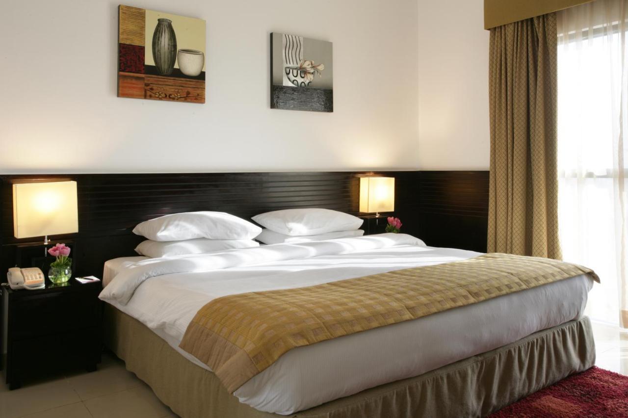 Ramada Hotel & Suites By Wyndham Adżman Zewnętrze zdjęcie